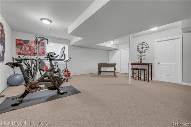 Builiding view thirty for 7300 Canterbury, Romulus, MI. 48174