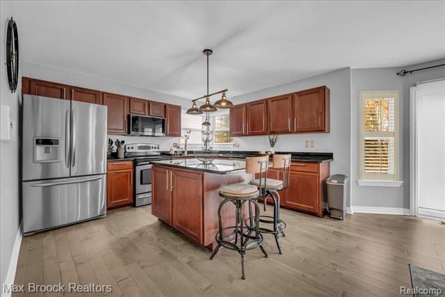 Builiding view three for 7300 Canterbury, Romulus, MI. 48174