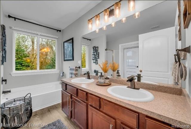 Builiding view twenty eight for 7300 Canterbury, Romulus, MI. 48174