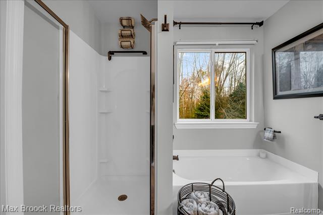 Builiding view twenty seven for 7300 Canterbury, Romulus, MI. 48174