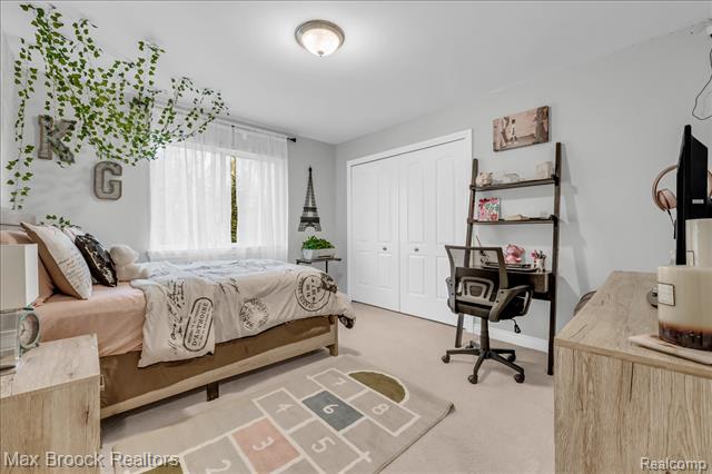 Builiding view twenty three for 7300 Canterbury, Romulus, MI. 48174