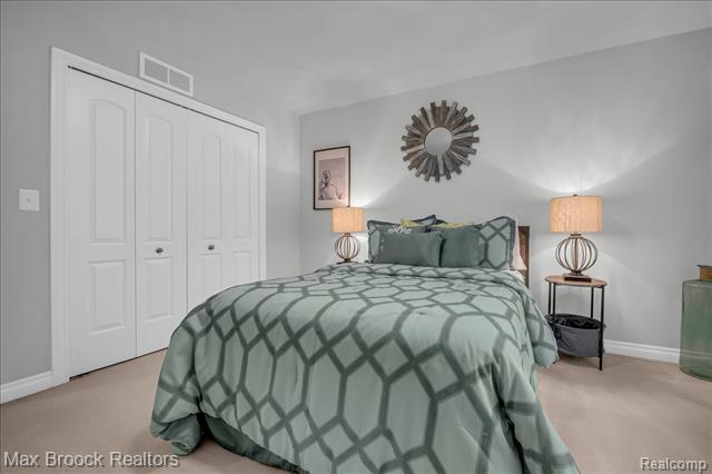 Builiding view twenty two for 7300 Canterbury, Romulus, MI. 48174