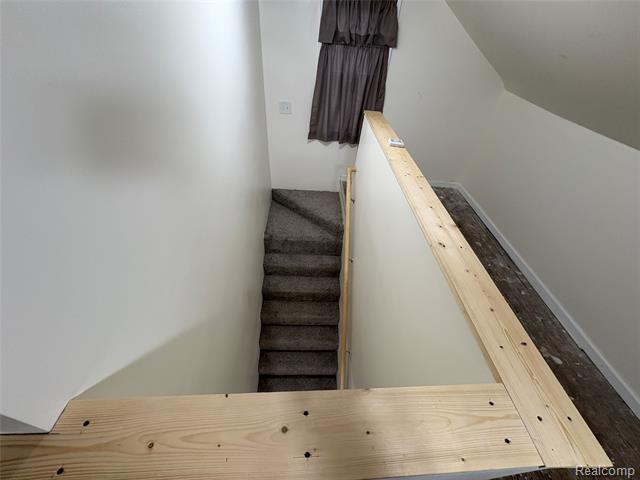 Builiding view twenty two for 7315 Hollywood, Romulus, MI. 48174