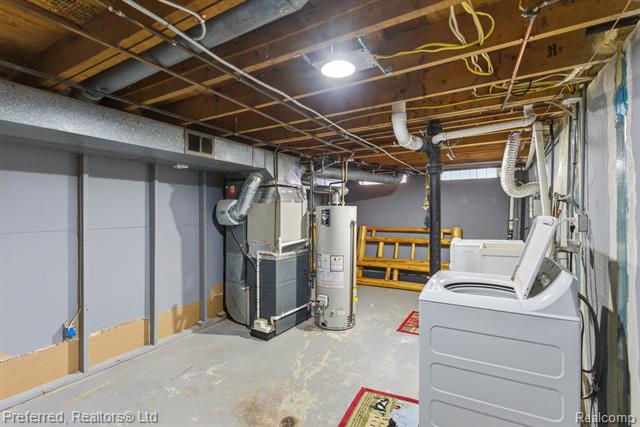 Builiding view eighteen for 9358 Karen, Romulus, MI. 48174