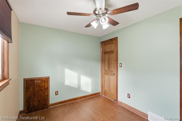 Builiding view eleven for 9358 Karen, Romulus, MI. 48174