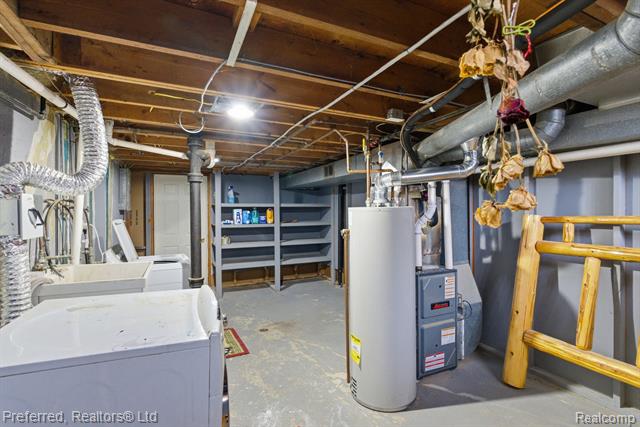 Builiding view nineteen for 9358 Karen, Romulus, MI. 48174