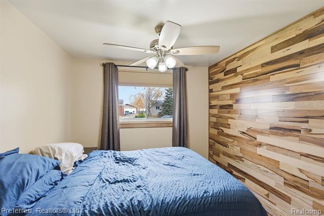 Builiding view seven for 9358 Karen, Romulus, MI. 48174