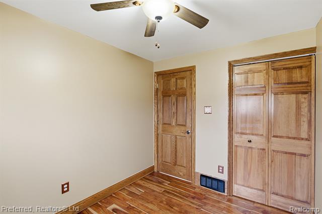 Builiding view ten for 9358 Karen, Romulus, MI. 48174