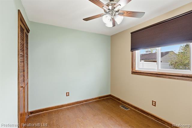 Builiding view twelve for 9358 Karen, Romulus, MI. 48174