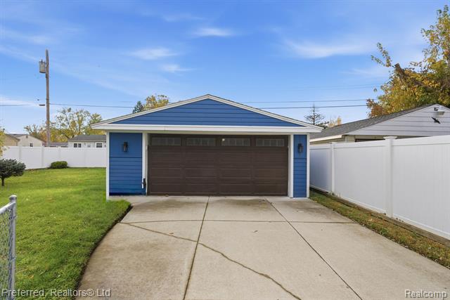 Builiding view twenty four for 9358 Karen, Romulus, MI. 48174