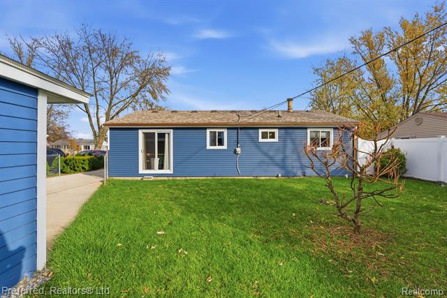 Builiding view twenty two for 9358 Karen, Romulus, MI. 48174