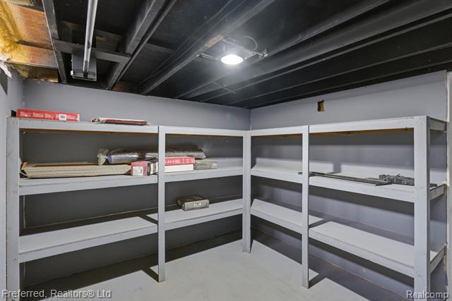 Builiding view twenty for 9358 Karen, Romulus, MI. 48174