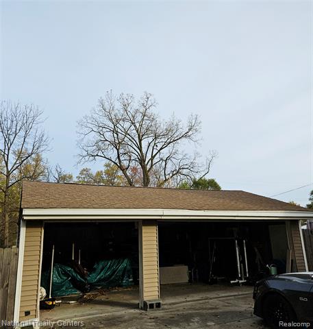 Builiding view two for 5901 Washington, Romulus, MI. 48174