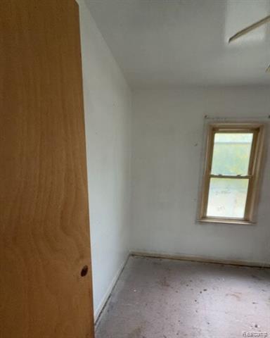 Builiding view five for 34839 Glover, Wayne, MI. 48184