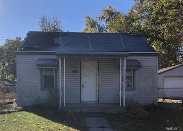 front view for 34839 Glover St, Wayne, Mi. 48184