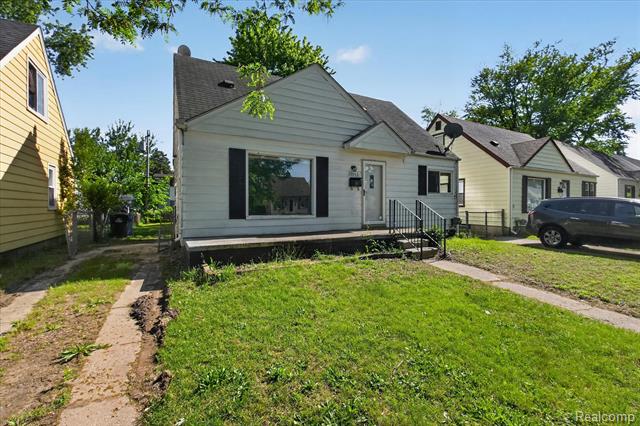 Builiding view one for 33953 Glover, Wayne, MI. 48184