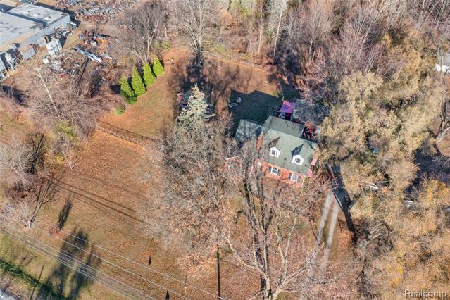 Builiding view one for 38172 Van Born, Wayne, MI. 48184