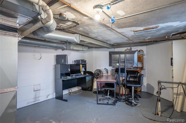 Builiding view thirty three for 38172 Van Born, Wayne, MI. 48184