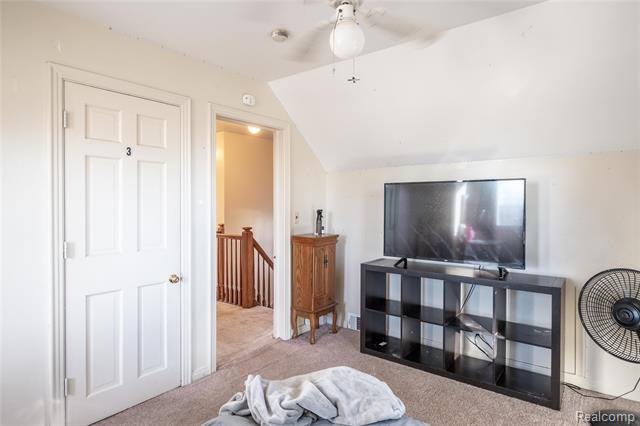 Builiding view twenty nine for 38172 Van Born, Wayne, MI. 48184