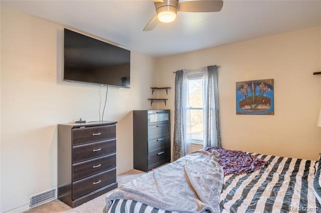 Builiding view twenty one for 38172 Van Born, Wayne, MI. 48184