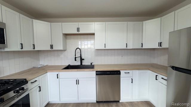 Builiding view four for 5087 Hunt, Wayne, MI. 48184