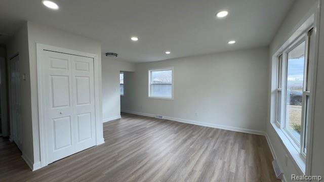 Builiding view one for 5087 Hunt, Wayne, MI. 48184