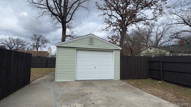 Builiding view ten for 5087 Hunt, Wayne, MI. 48184