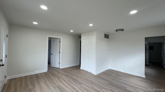 Builiding view two for 5087 Hunt, Wayne, MI. 48184