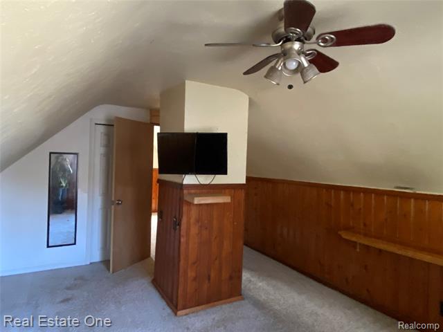 Builiding view ten for 34321 John, Wayne, MI. 48184