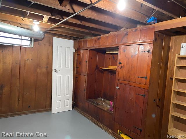 Builiding view twenty two for 34321 John, Wayne, MI. 48184