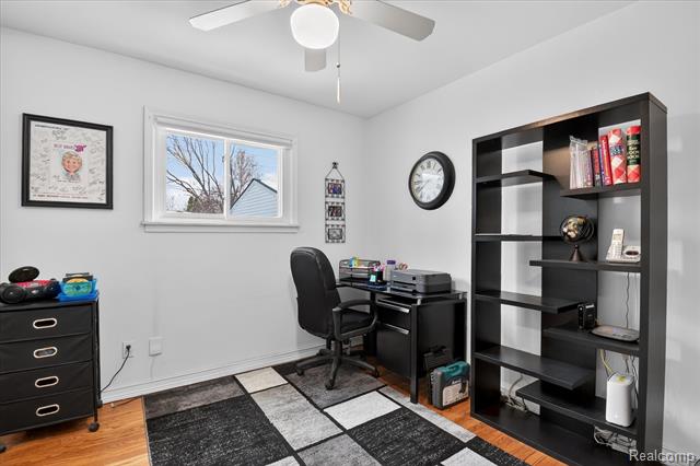 Builiding view nine for 22856 S Brookside, Dearborn Heights, MI. 48125