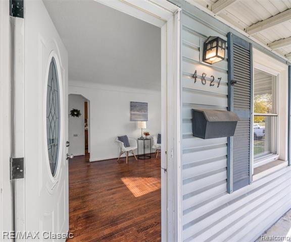 Builiding view three for 4827 Winifred, Wayne, MI. 48184