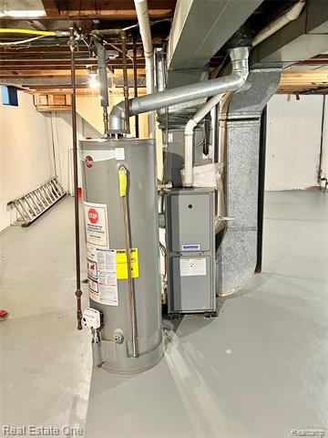 Builiding view eighteen for 28943 Eton, Westland, MI. 48186