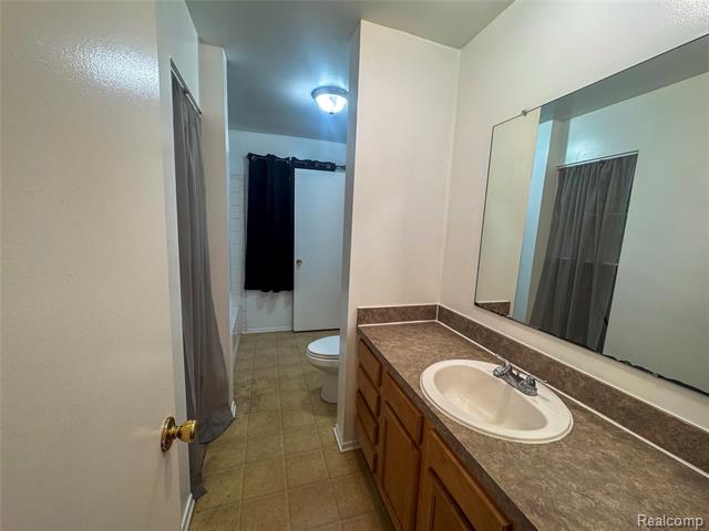 Builiding view eleven for 29006 Eton, Westland, MI. 48186