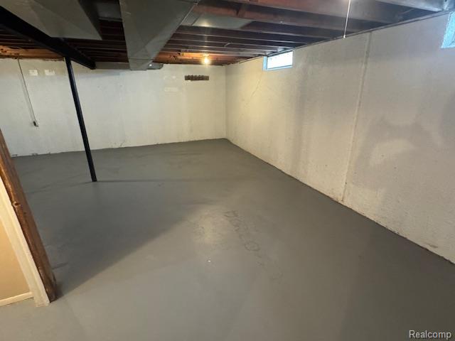 Builiding view fifteen for 29006 Eton, Westland, MI. 48186