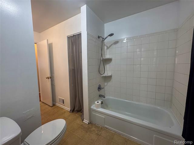 Builiding view thirteen for 29006 Eton, Westland, MI. 48186