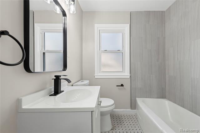 Builiding view nine for 4484 Howe, Wayne, MI. 48184