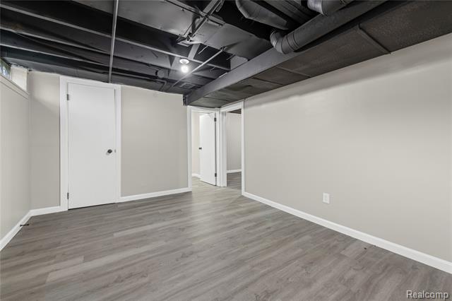 Builiding view sixteen for 4484 Howe, Wayne, MI. 48184