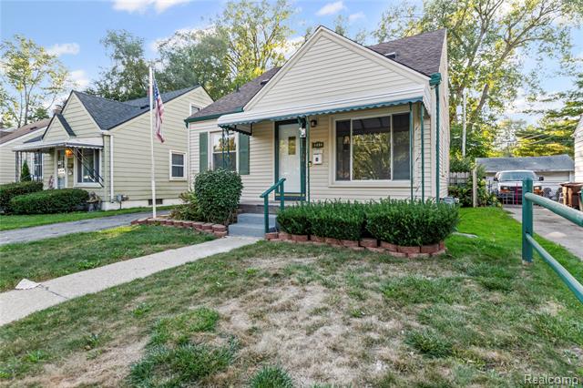 Builiding view twenty two for 4484 Howe, Wayne, MI. 48184