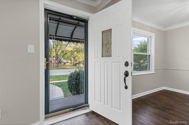 Builiding view two for 4484 Howe, Wayne, MI. 48184