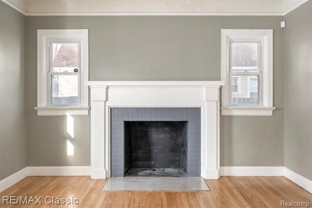 Builiding view nineteen for 4433 Elizabeth, Wayne, MI. 48184