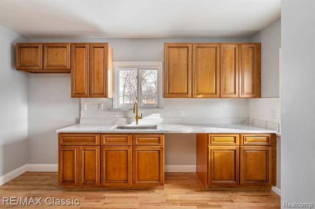 Builiding view twenty eight for 4433 Elizabeth, Wayne, MI. 48184