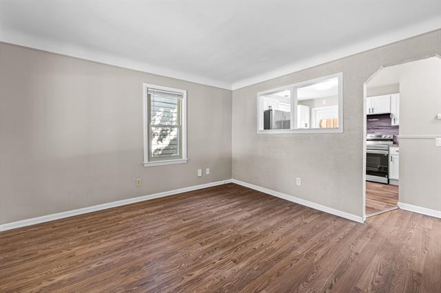 Builiding view eight for 4705 Jackson, Dearborn Heights, MI. 48125