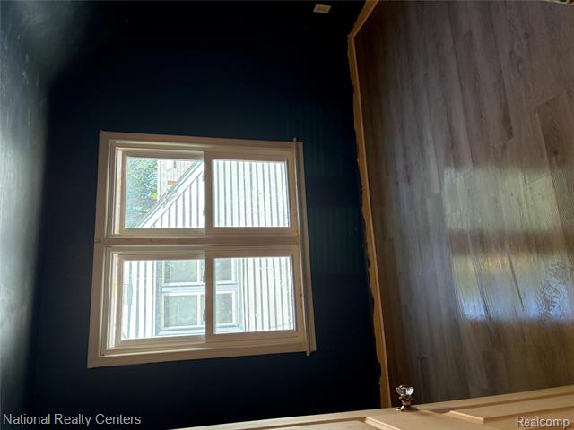 Builiding view nine for 4149 Carnegie, Wayne, MI. 48184