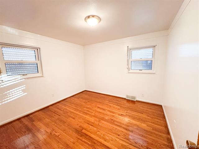 Builiding view eight for 4227 Eastlawn, Wayne, MI. 48184