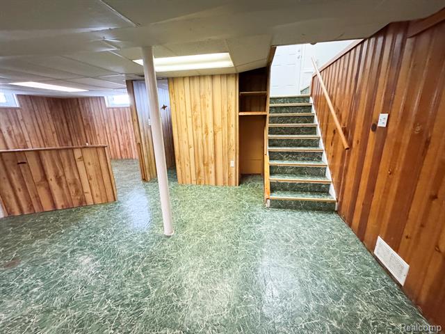 Builiding view nineteen for 4227 Eastlawn, Wayne, MI. 48184