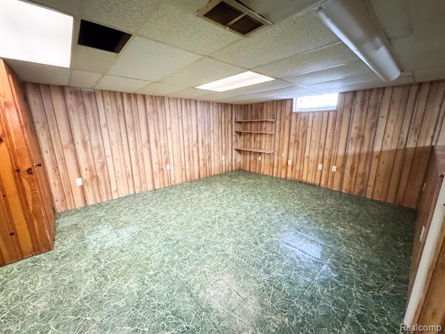 Builiding view seventeen for 4227 Eastlawn, Wayne, MI. 48184