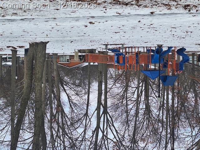 Builiding view two for 25007 Hopkins, Dearborn Heights, MI. 48125