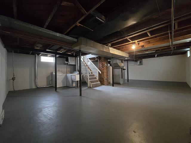 Builiding view seventeen for 4506 Syracuse, Dearborn Heights, MI. 48125