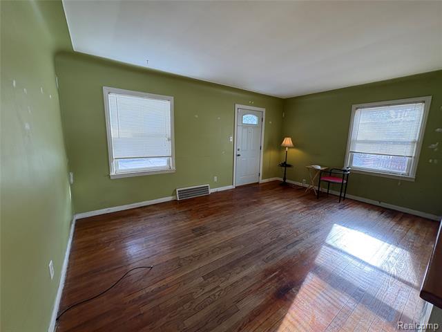 Builiding view three for 4216 Syracuse, Dearborn Heights, MI. 48125